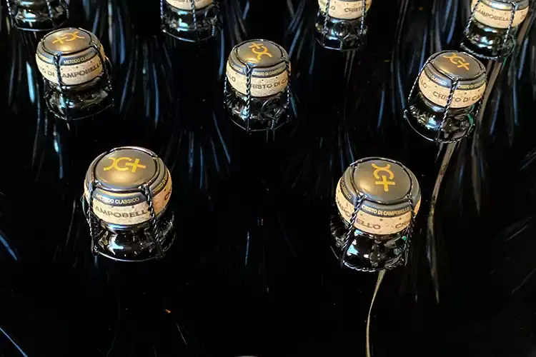 I nuovi Metodo Classico pronti, ma ancora ea etichettare Baglio del Cristo di Campobello punta sul Metodo Classico
